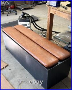 Outdoor bench seat