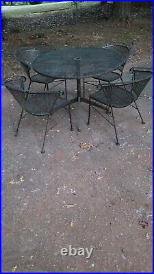 Vintage White Wrought Iron Patio Furniture Set Table & 4 Barrel Back Chairs