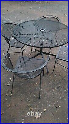 Vintage White Wrought Iron Patio Furniture Set Table & 4 Barrel Back Chairs