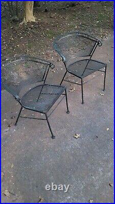 Vintage White Wrought Iron Patio Furniture Set Table & 4 Barrel Back Chairs